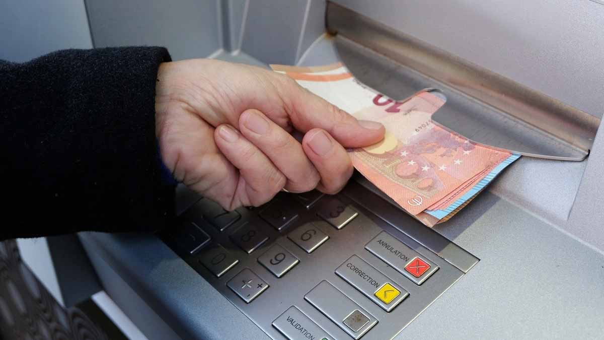 Distributeurs de billets