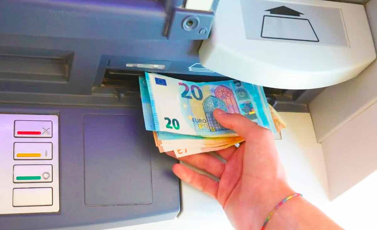 distributeurs de billets
