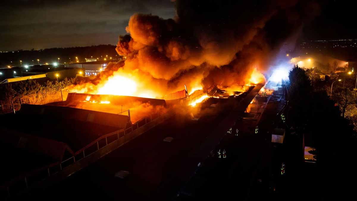 incendie d'une usine en Flandre